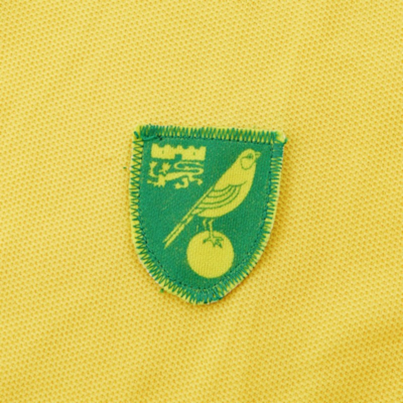 Norwich City 1975-76 Home Kit