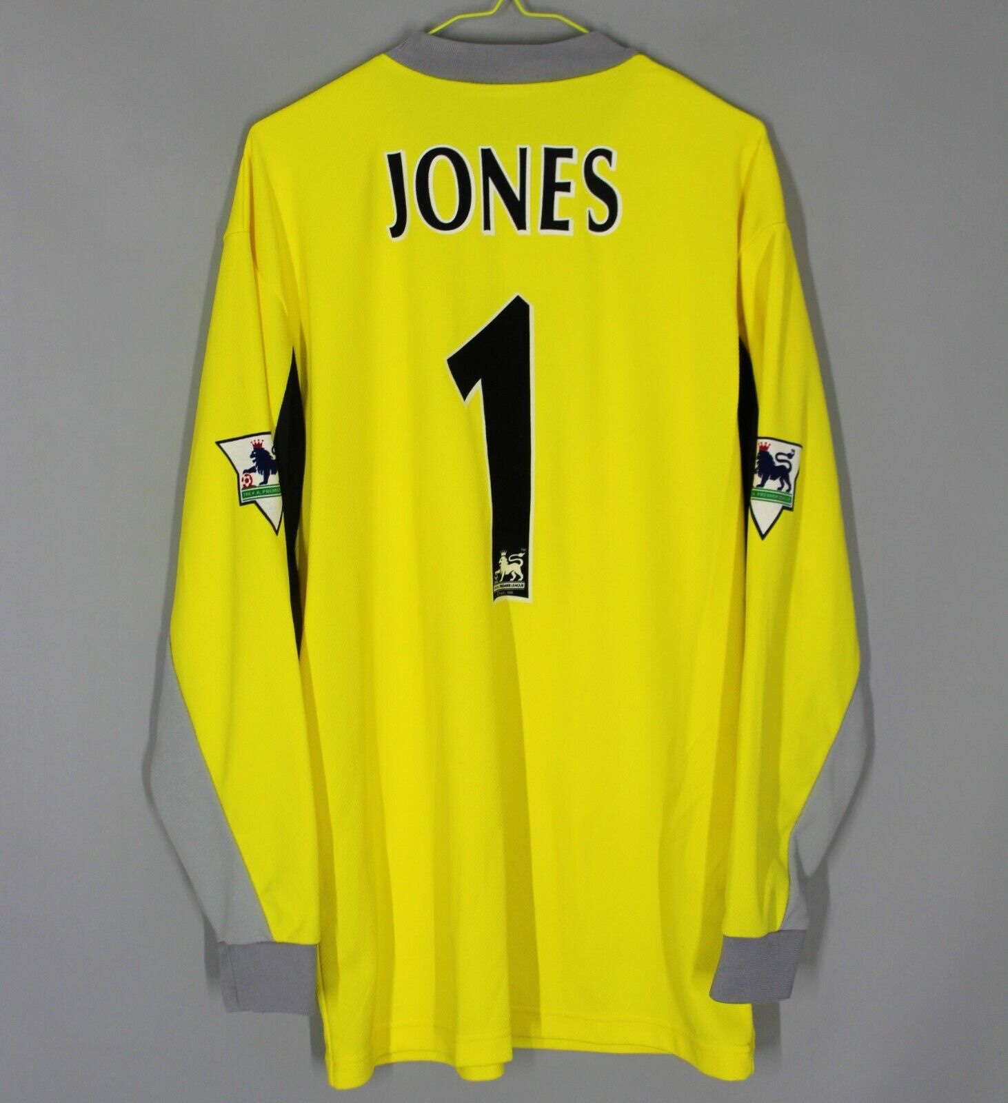 Southampton FC 2001-02 GK 1 Kit