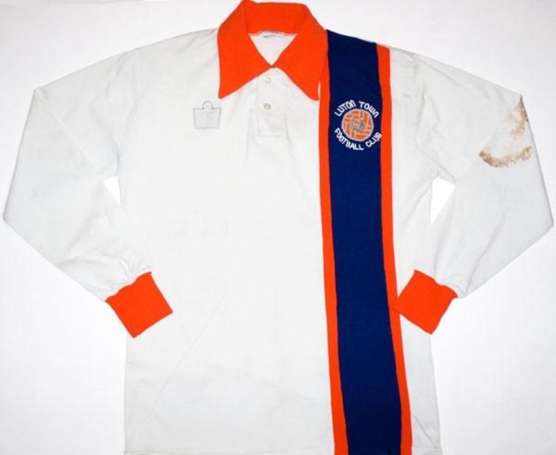 Luton Town 1974-75 Away Kit