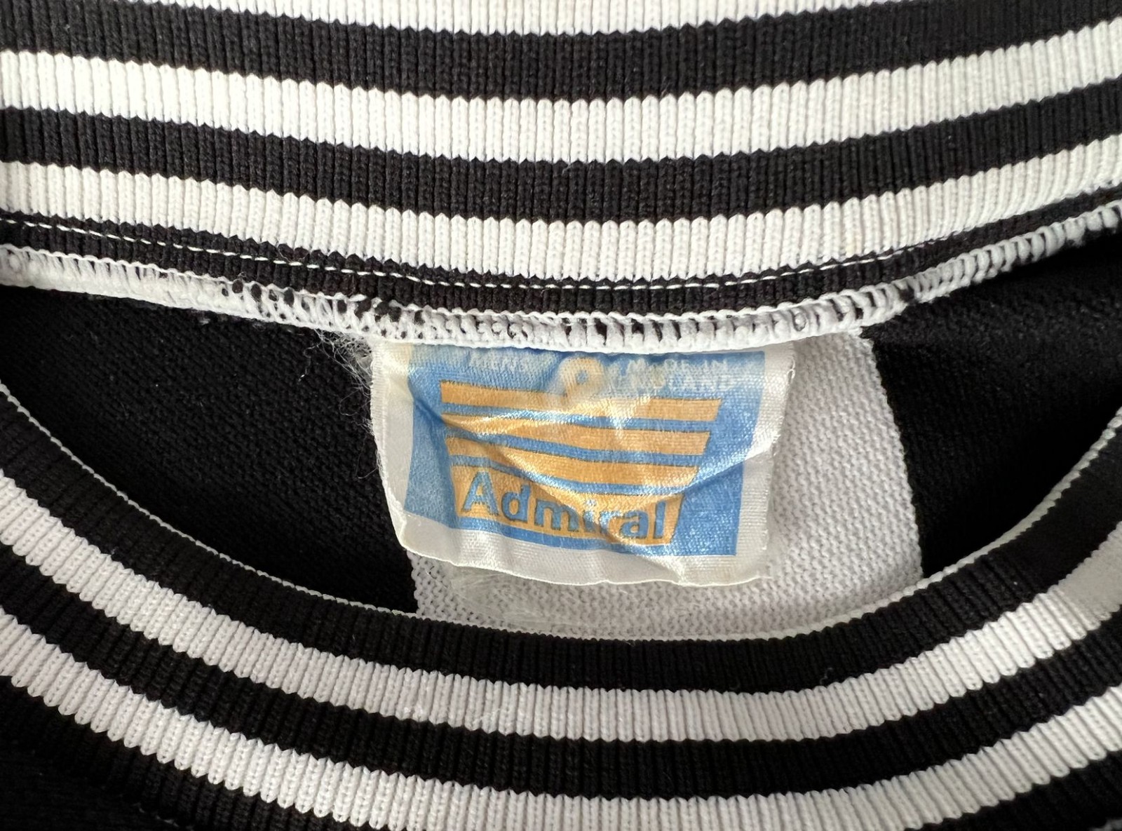 Newcastle United 1973-74 Home Kit