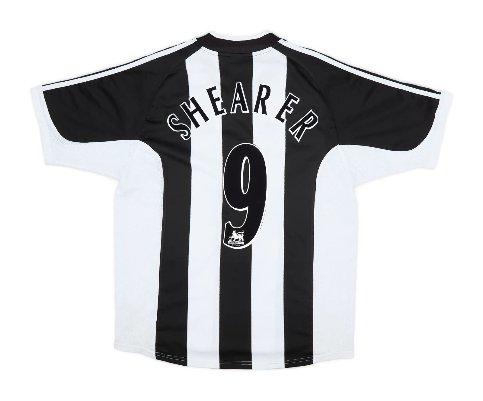 Newcastle United 2001-02 Home Kit