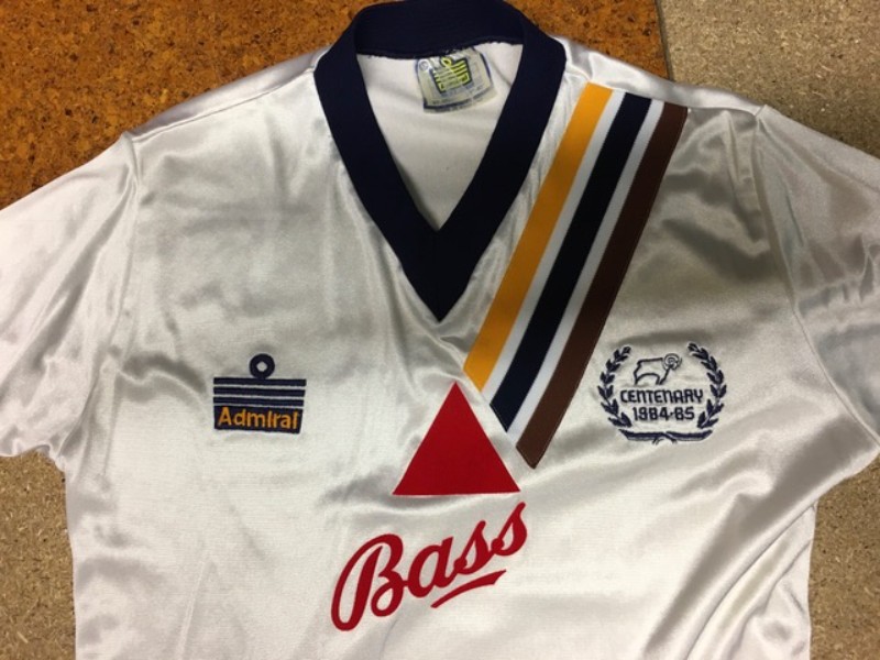 Derby County 1984-85 Home Kit