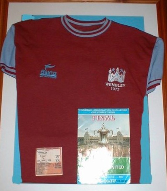West Ham United 1975-76 Home Kit