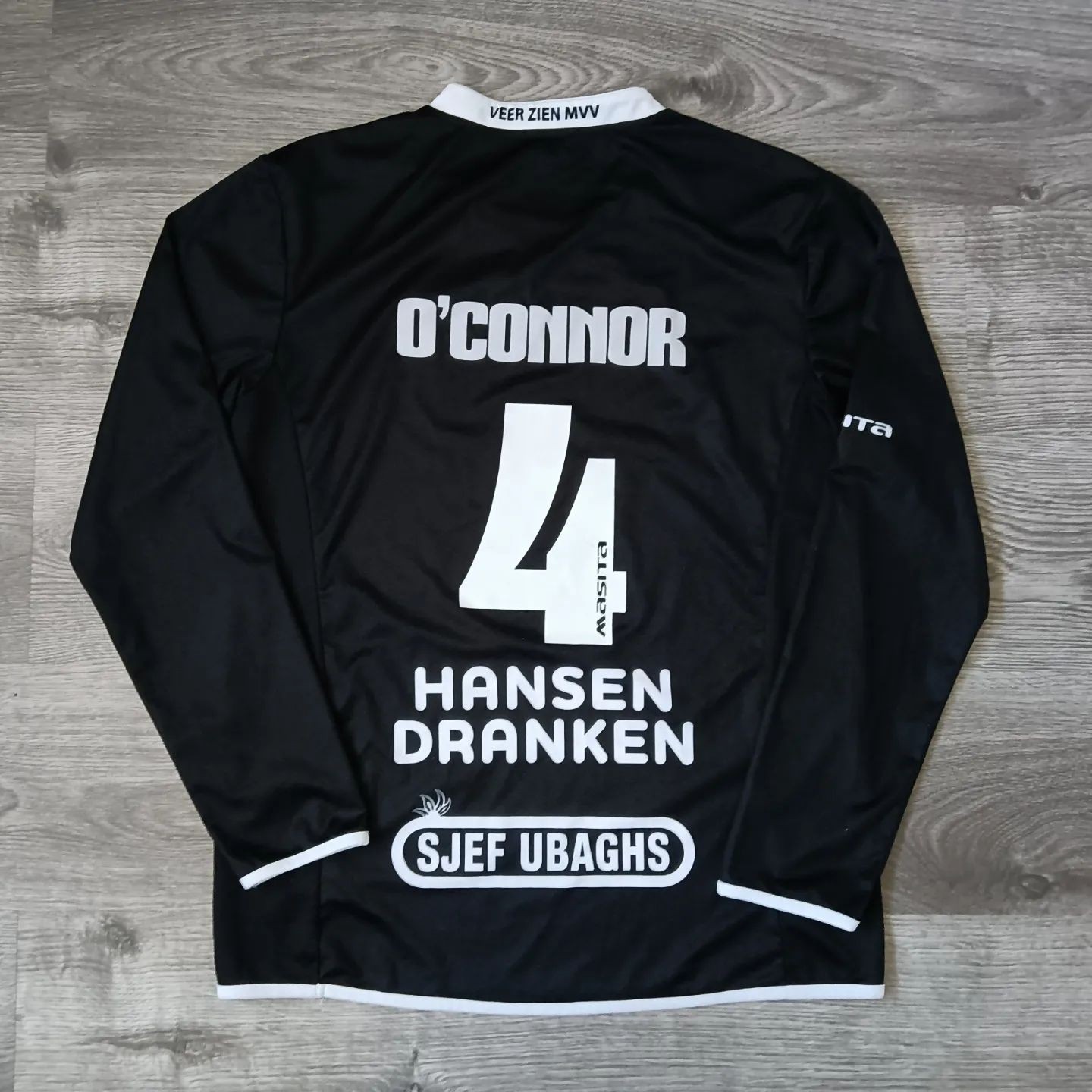 MVV Maastricht 2016-17 Away Kit