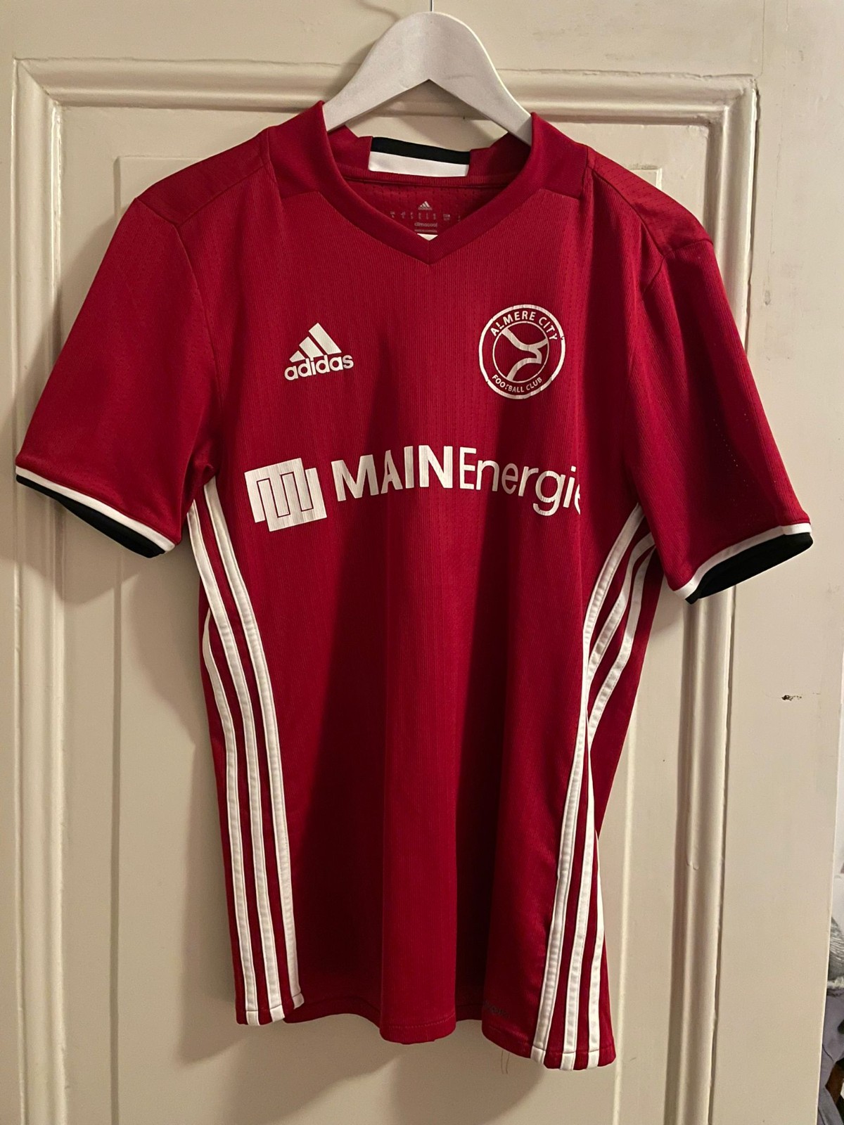 Almere City 2016-17 Home Kit