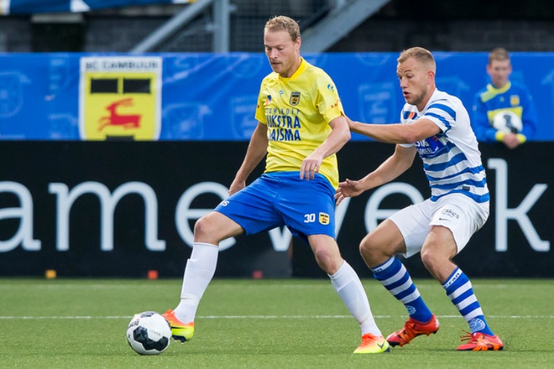 SC Cambuur 2016-17 Home Kit