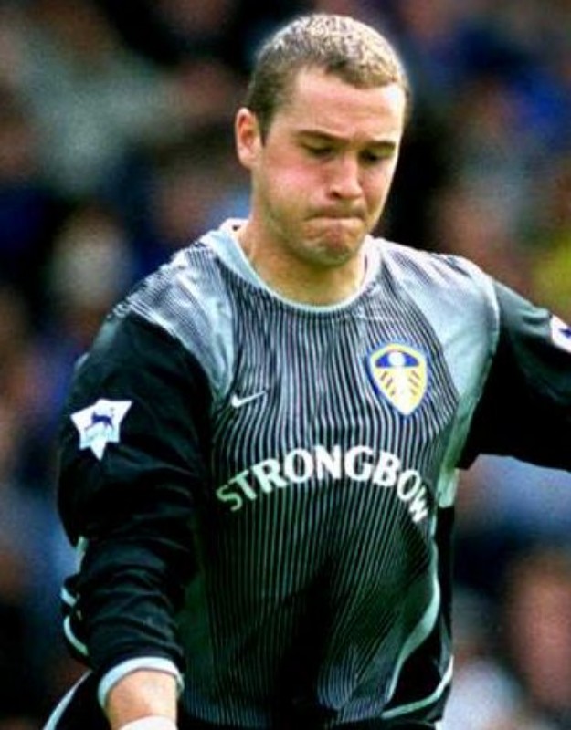 Leeds United 2002-03 GK 2 Kit