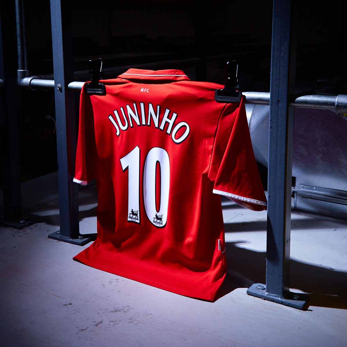 Middlesbrough 2002-03 Home Kit