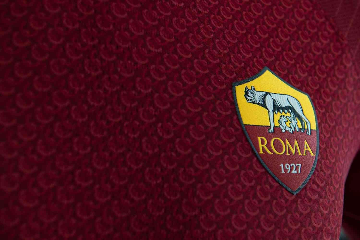 AS Roma 2018-19 Home Kit