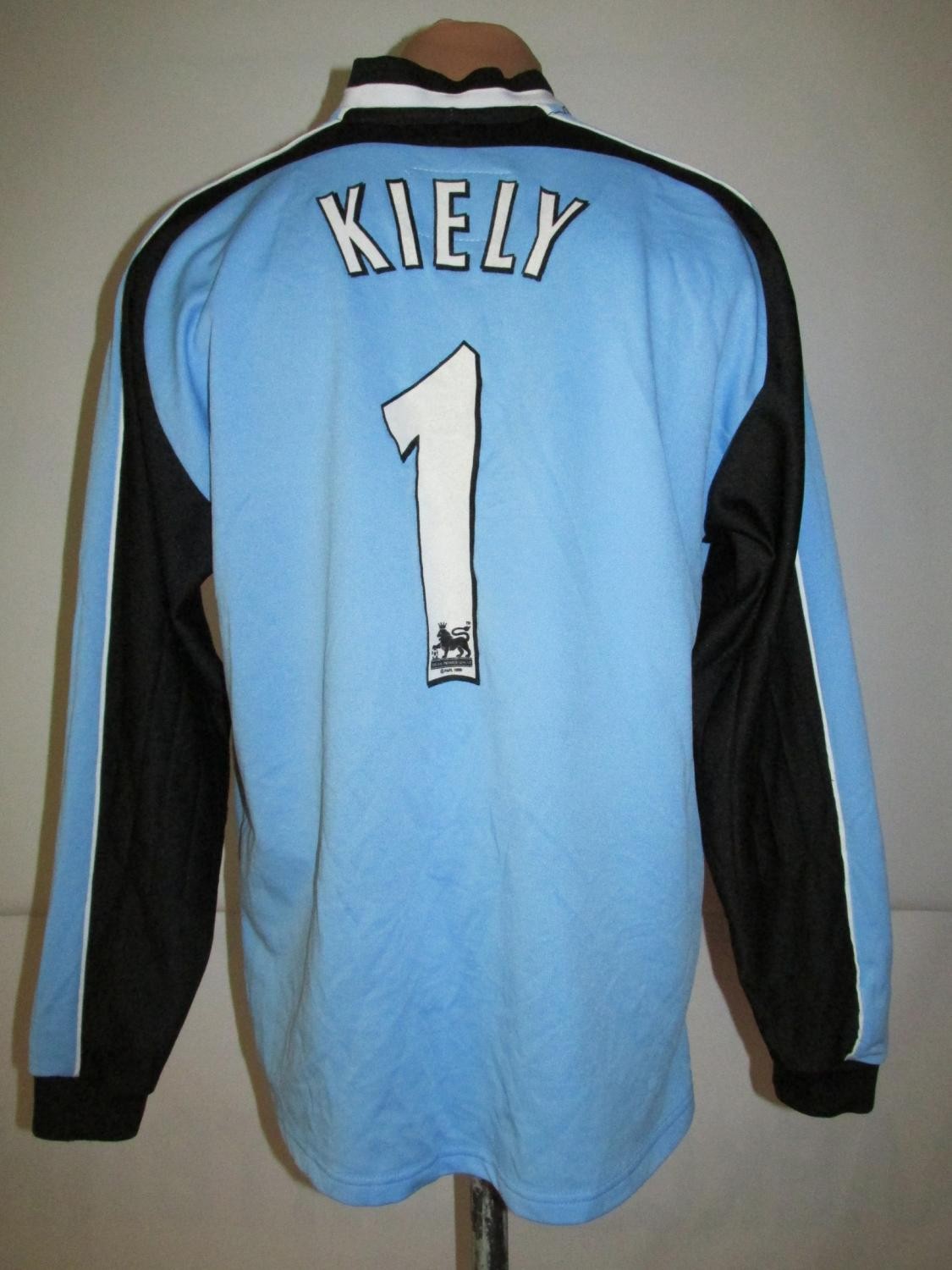 Charlton Athletic 2002-03 GK 1 Kit