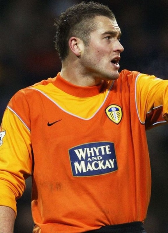 Leeds United 2003-04 GK Third Kit