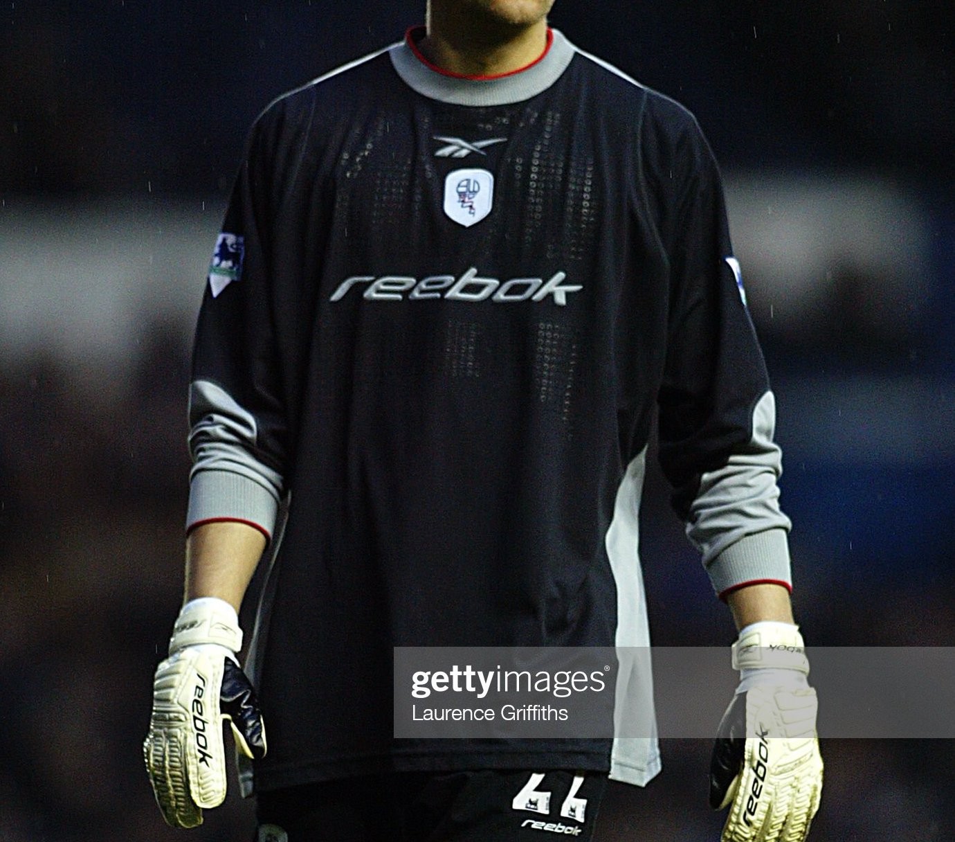 Bolton Wanderers 2003-04 GK 2 Kit