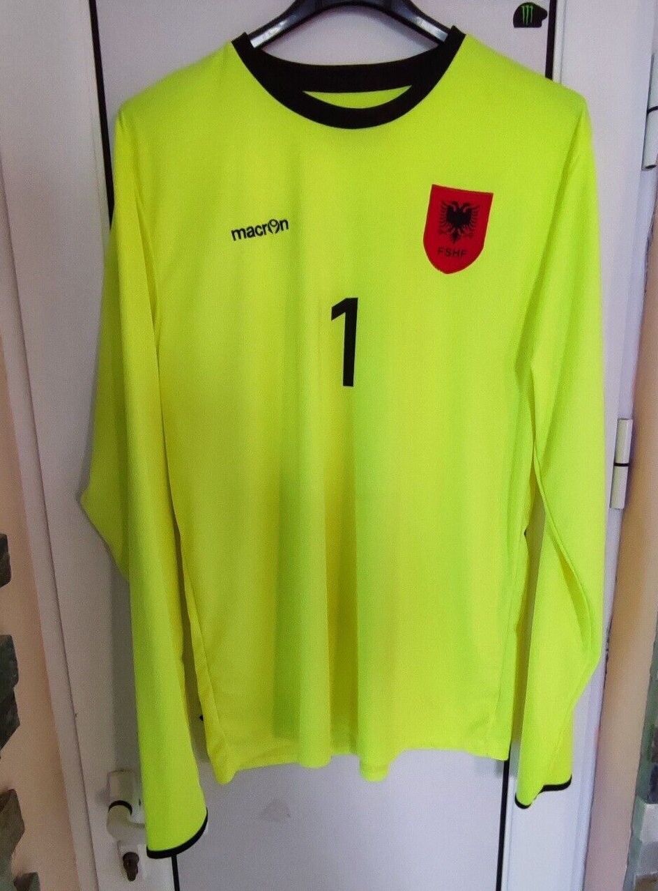 Albania 2016 GK 1 Kit