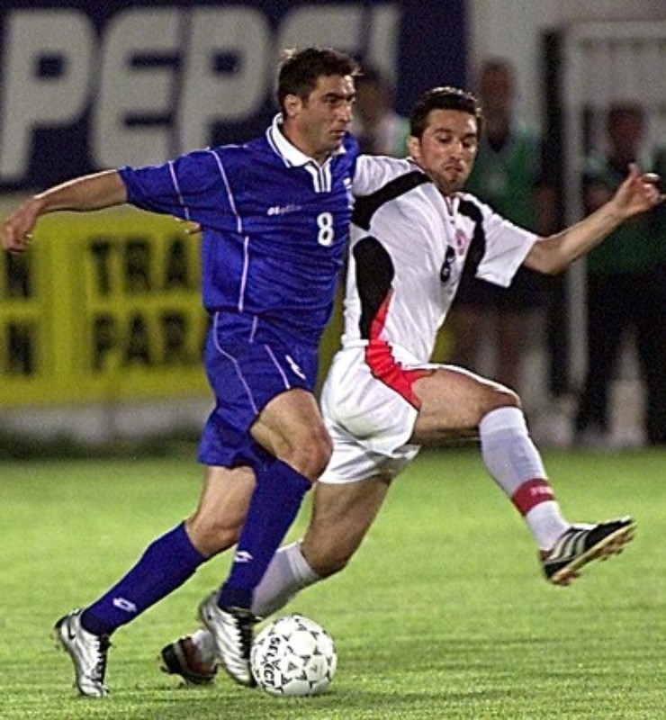 Albania 2000 Away Kit