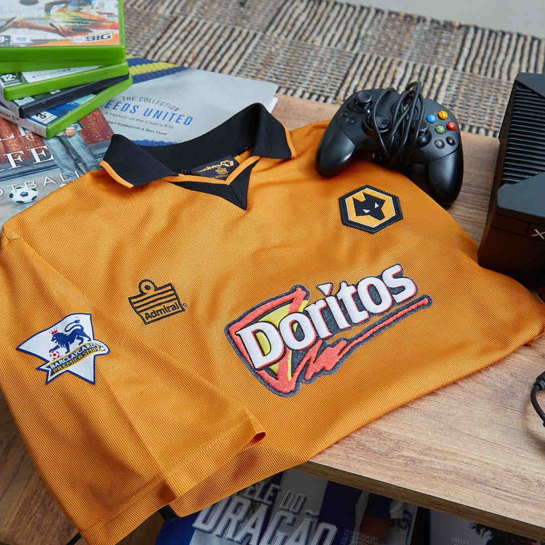 Wolverhampton Wanderers 2003-04 Home Kit