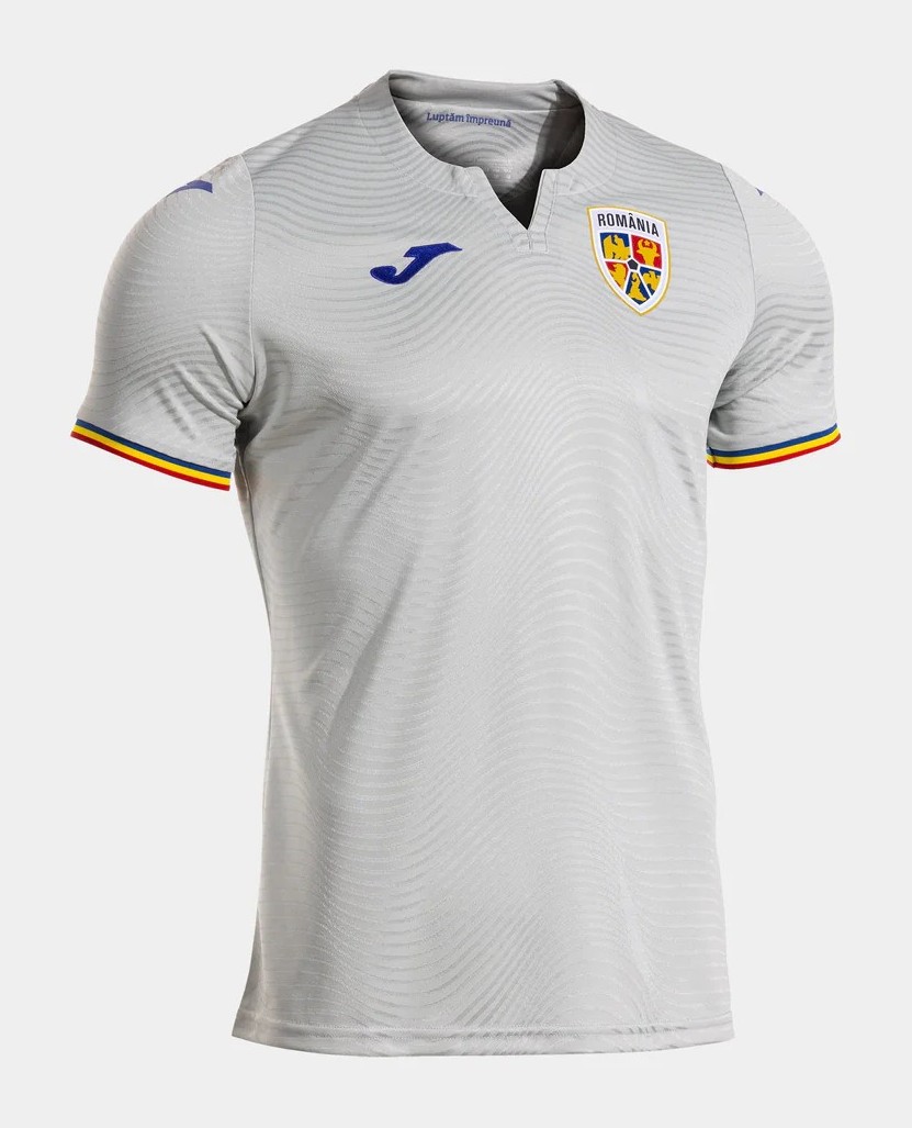 Romania 2025 GK 3 Kit