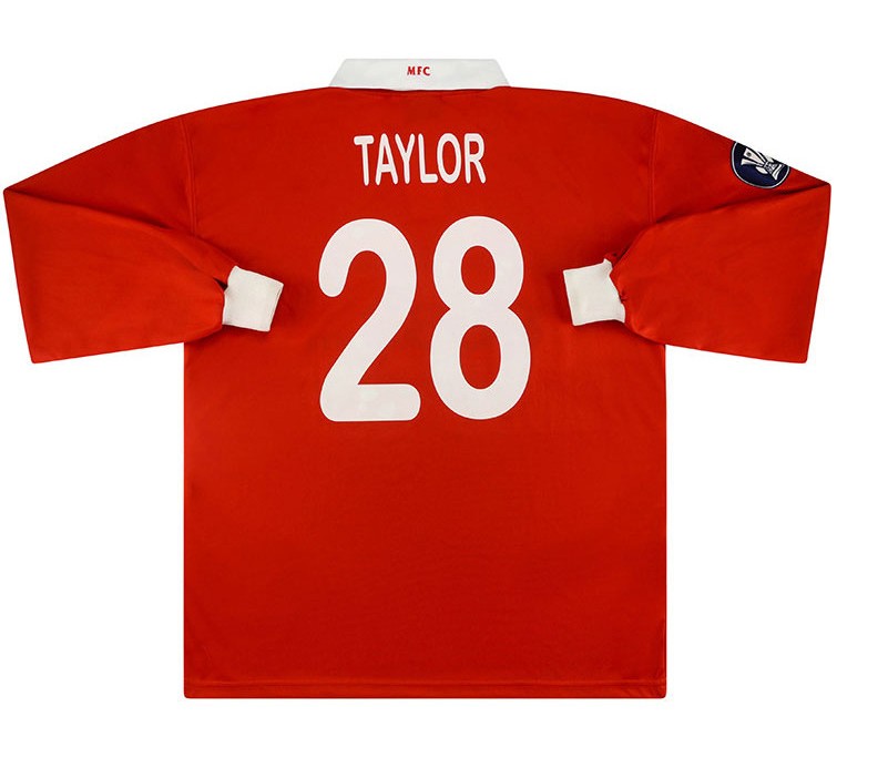 Middlesbrough 2004-05 Home Kit