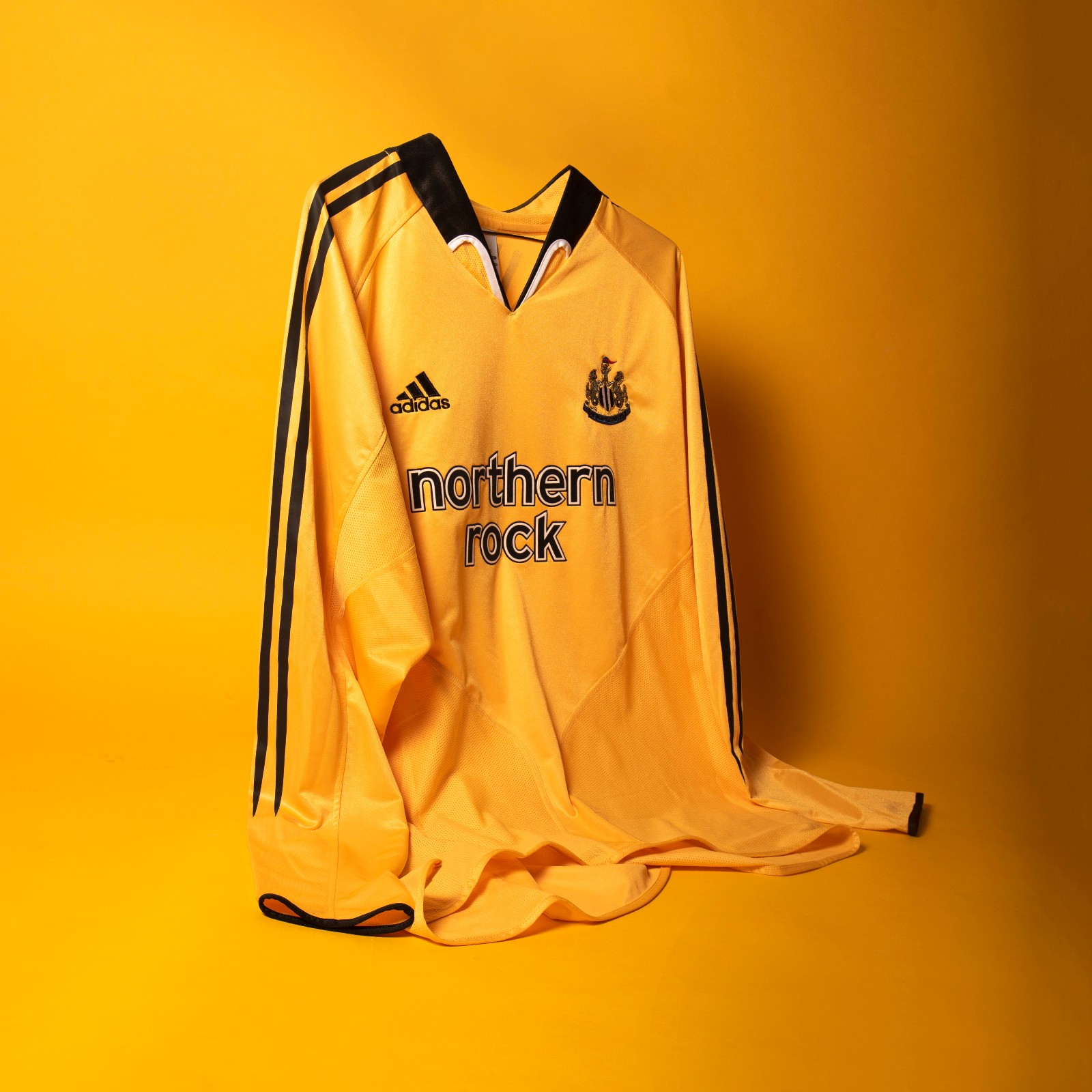 Newcastle United 2004-05 Third Kit