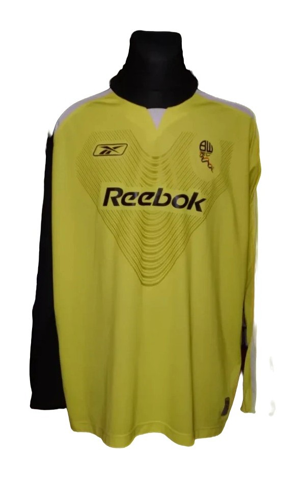 Bolton Wanderers 2004-05 GK 2 Kit