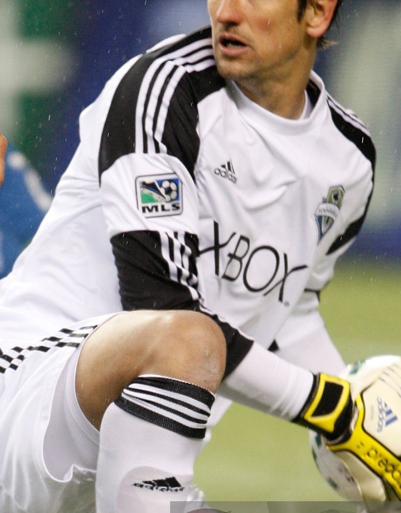 Seattle Sounders FC 2013 GK 1 Kit