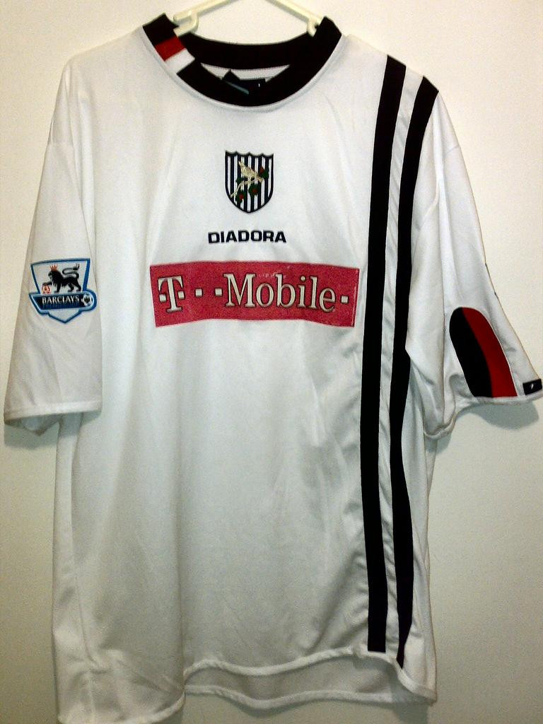 West Bromwich Albion 2004-05 Third Kit