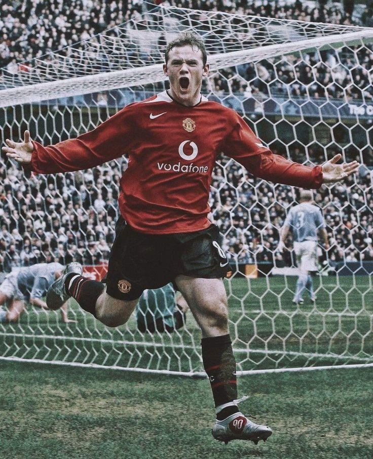 Manchester United 2005-06 Home Kit