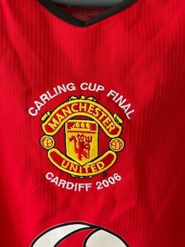 Manchester United 2005-06 EFL Cup Final Kit