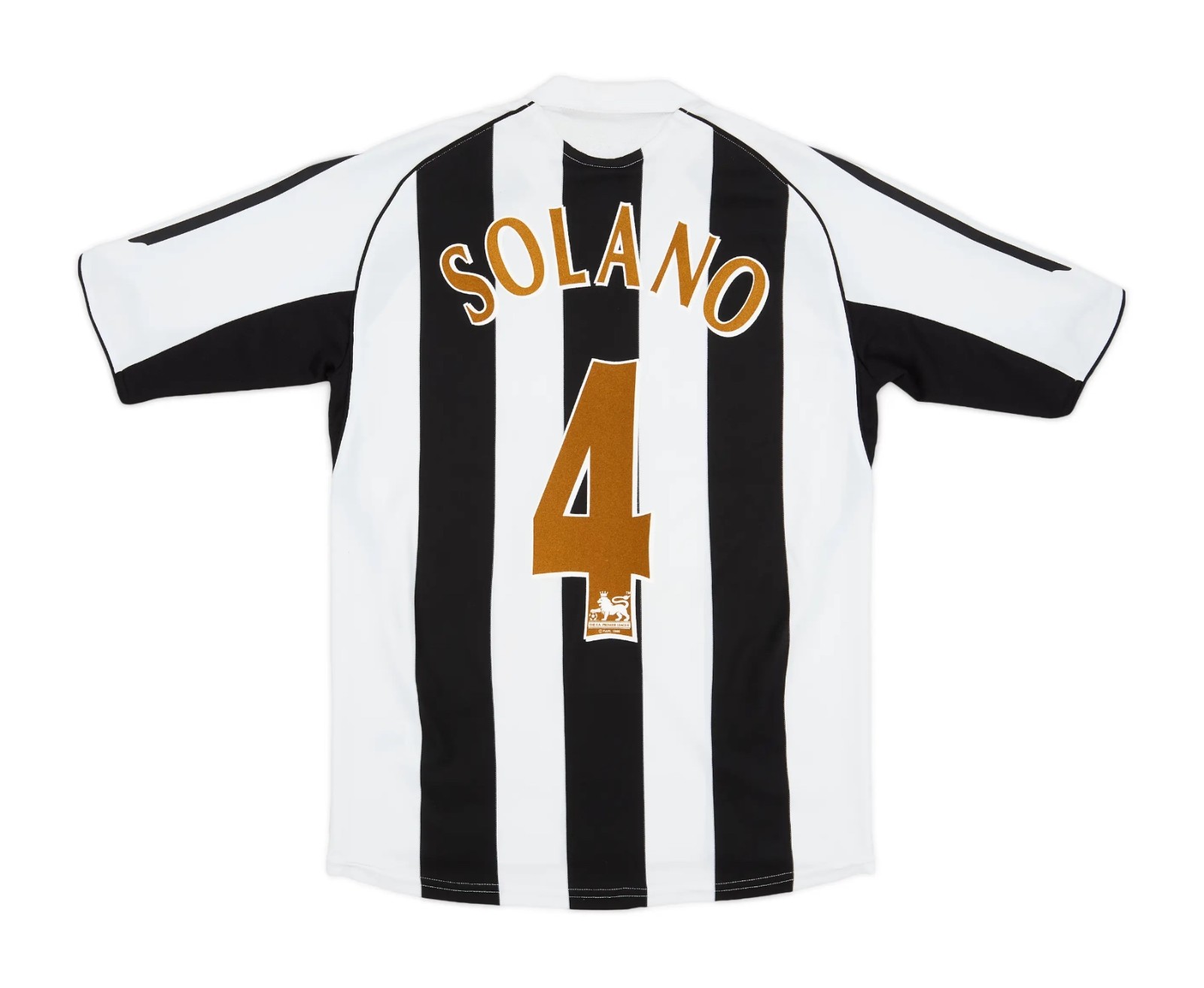 Newcastle United 2005-06 Home Kit