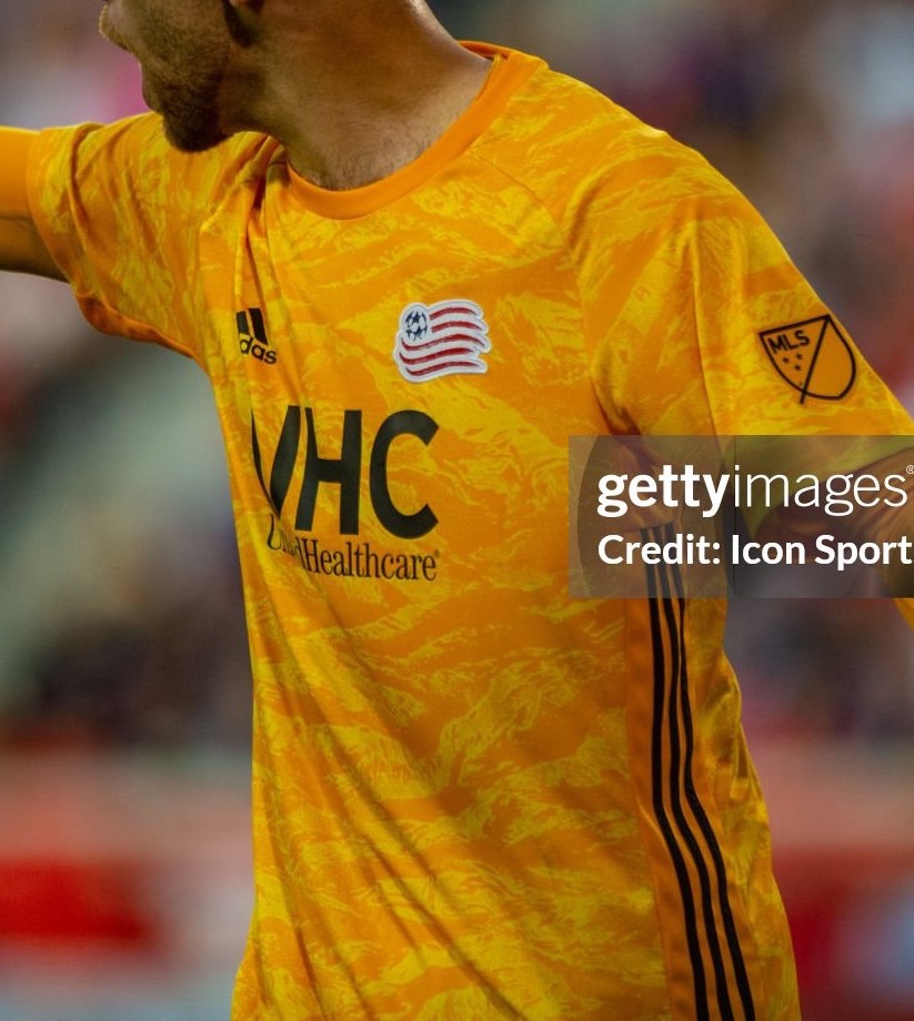 New England Revolution 2019 GK 3 Kit