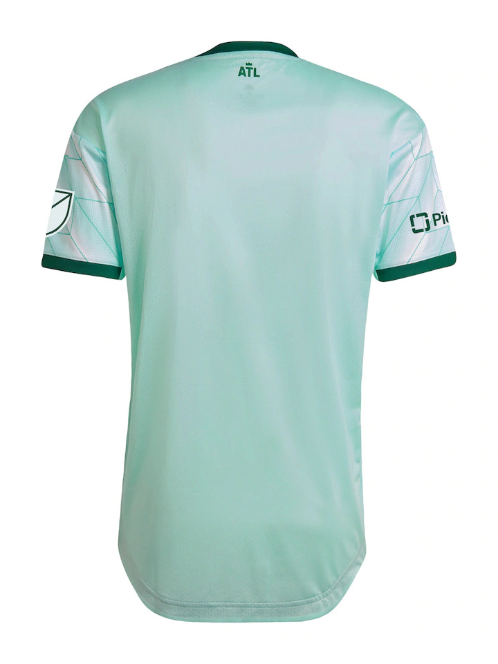 Atlanta United 2022 Away Kit