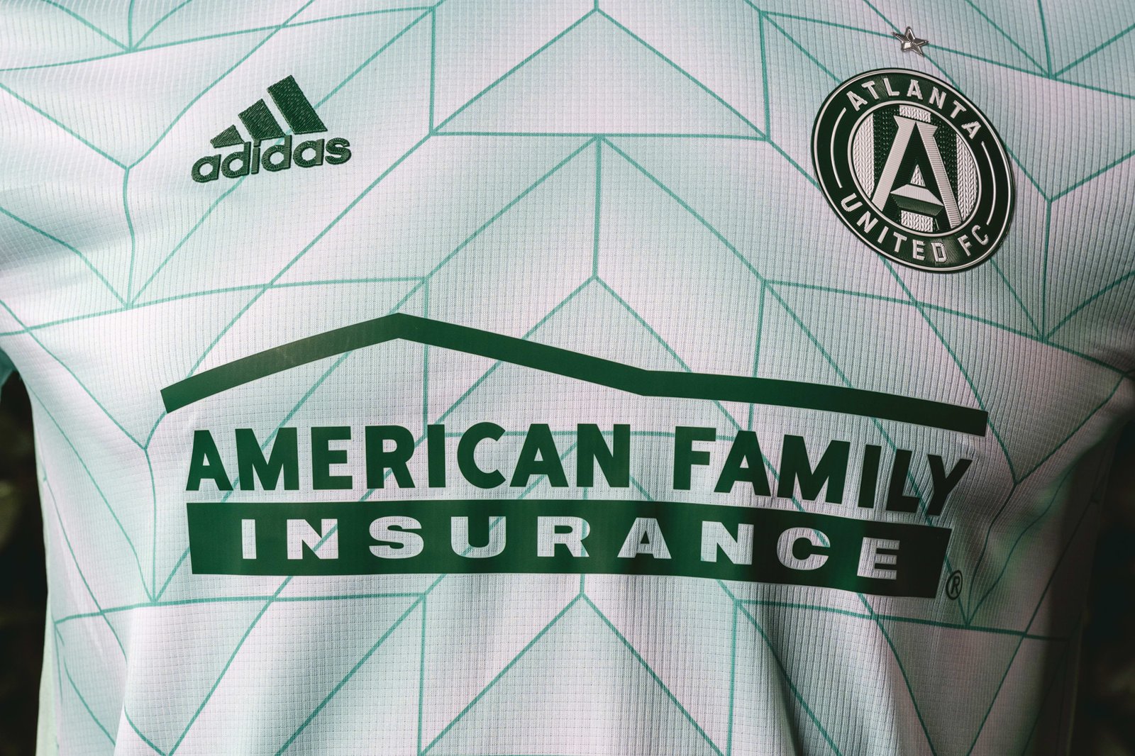 Atlanta United 2022 Away Kit