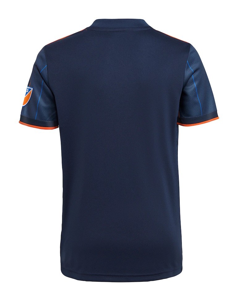 FC Cincinnati 2022 Home Kit