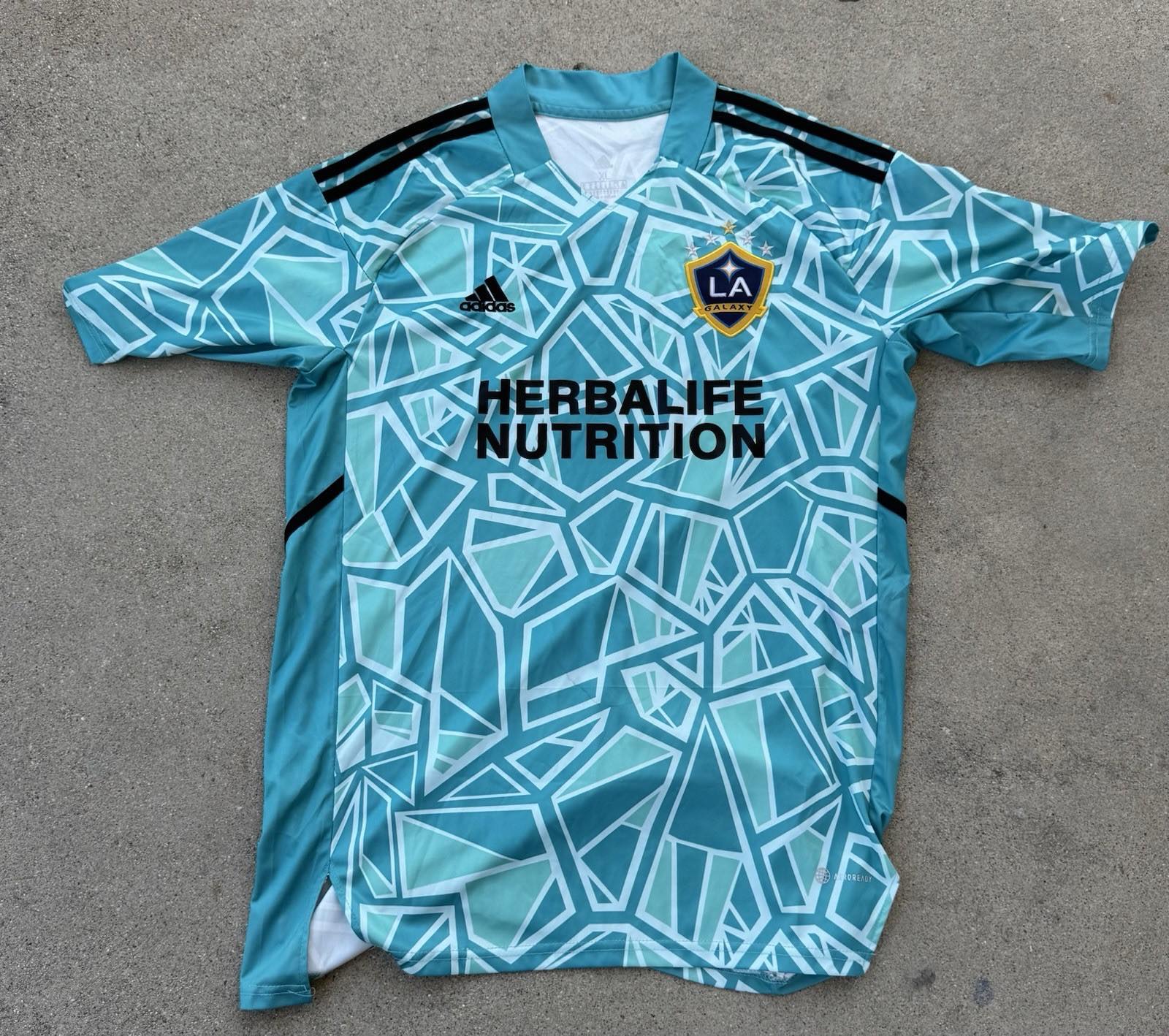 LA Galaxy 2022 GK 3 Kit