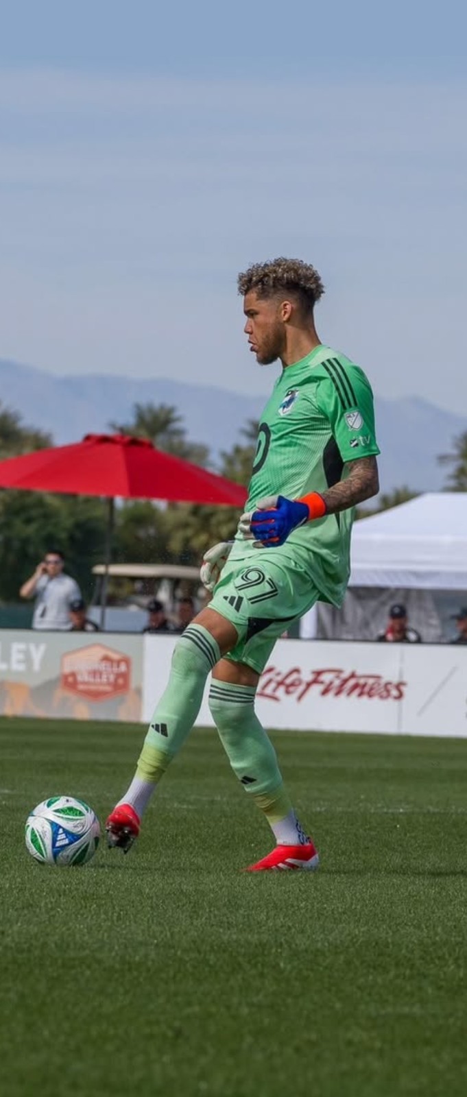 Minnesota United 2025 GK Home Kit