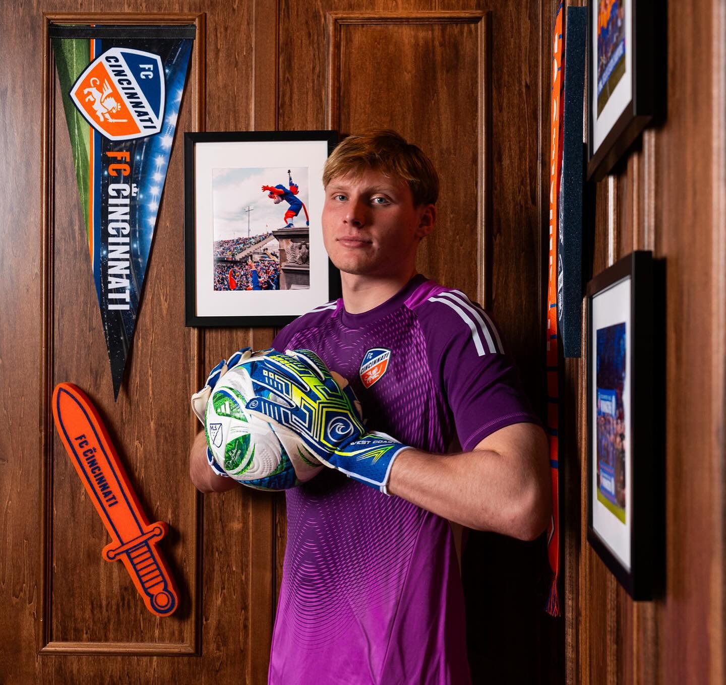 FC Cincinnati 2025 GK Home Kit