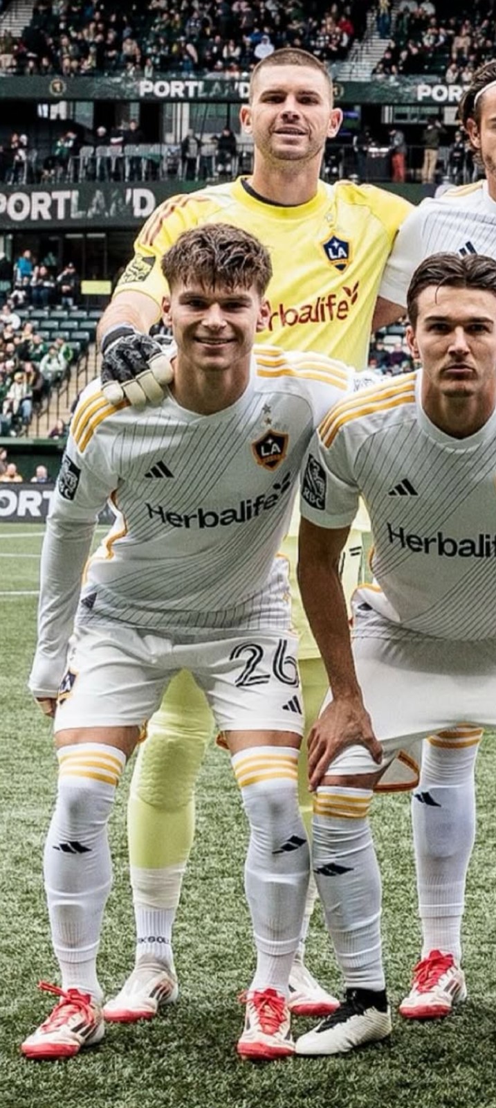 LA Galaxy 2025 GK 2 Kit