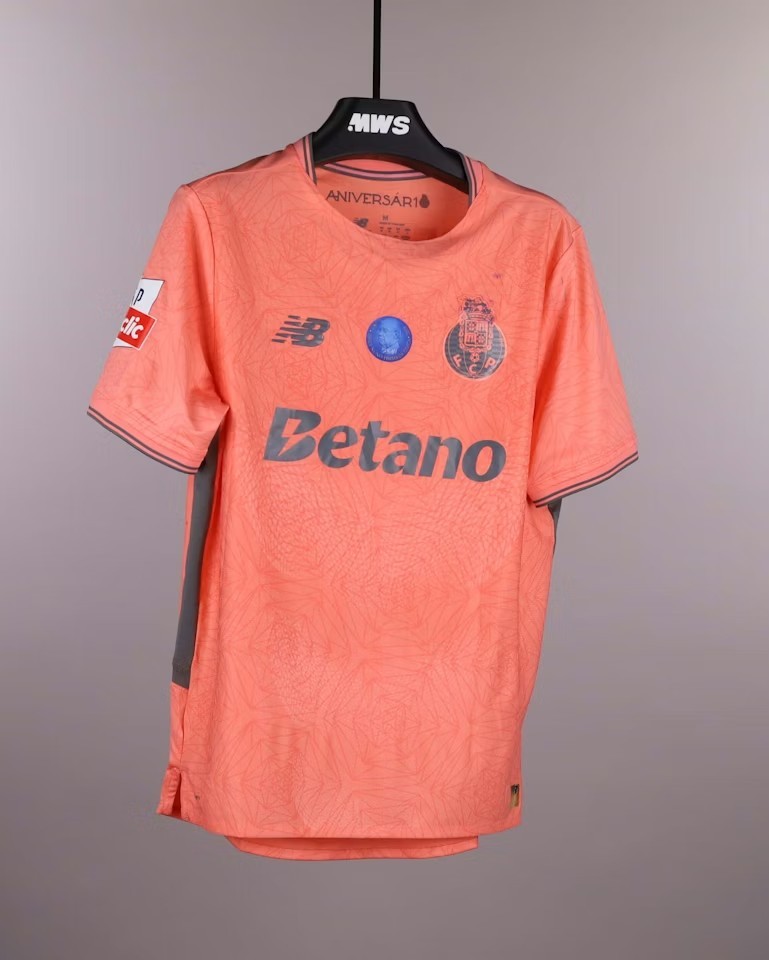 FC Porto 2025-26 Away V2 Kit