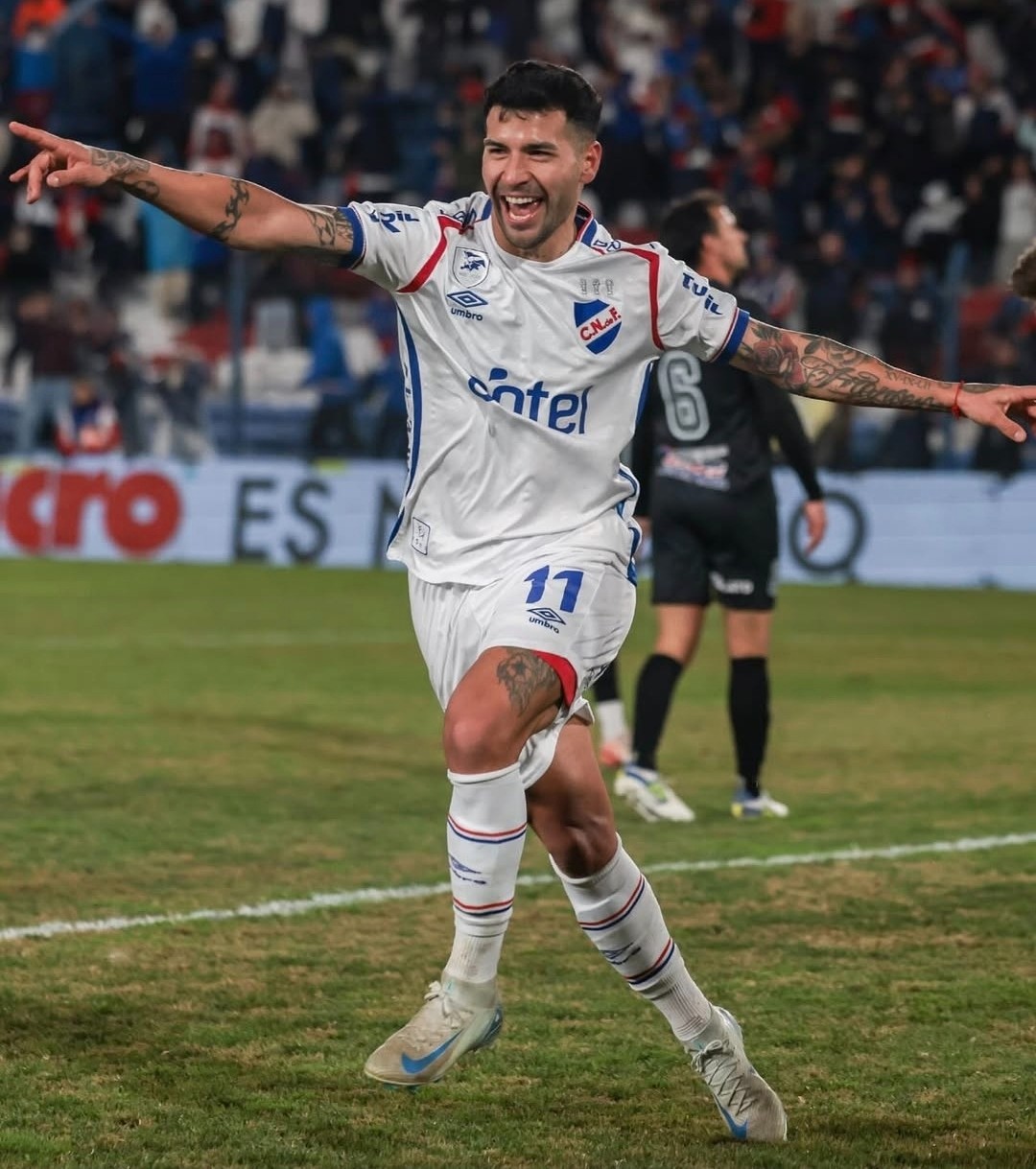 Club Nacional de Football 2025 Home V2 Kit