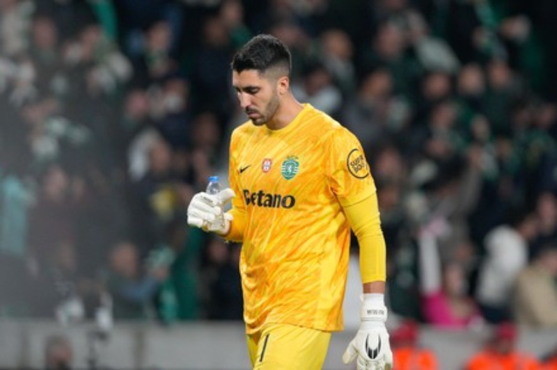 Sporting CP 2025-26 Champions League GK Third Kit