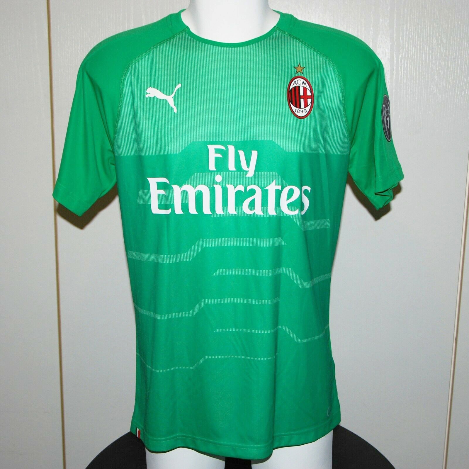 AC Milan 2018-19 GK 2 Kit