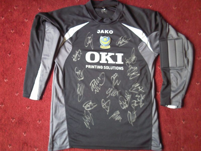 Portsmouth FC 2006-07 GK Home Kit
