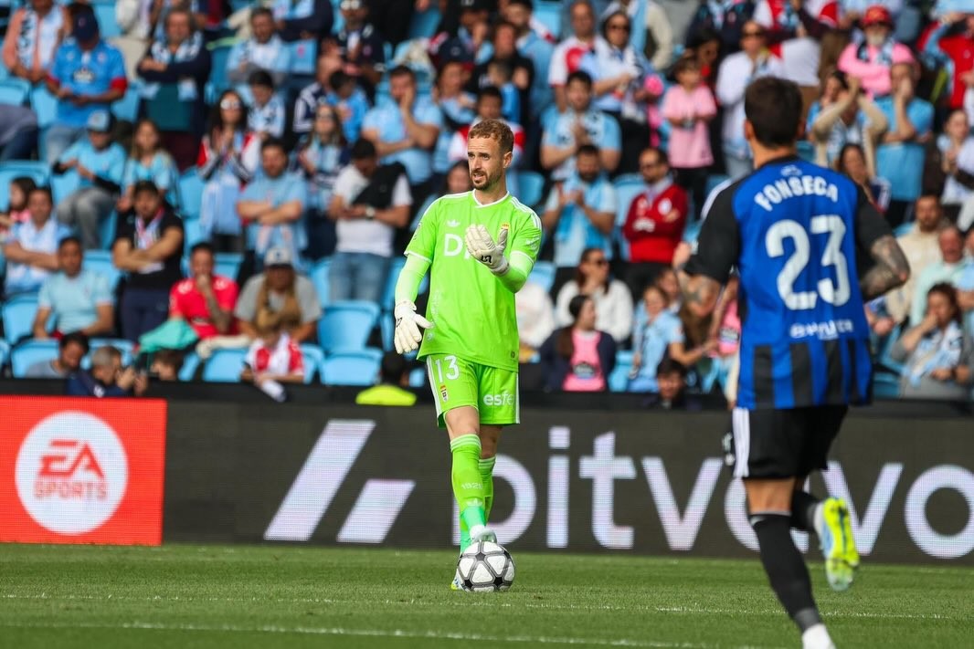 Real Oviedo 2025-26 Retro GK Kit