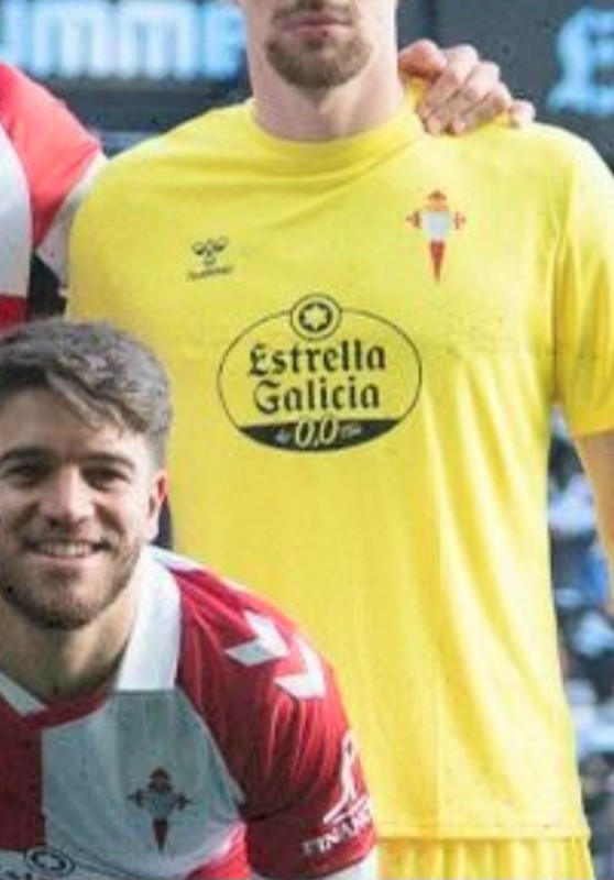 Celta Vigo 2025-26 Retro GK Kit