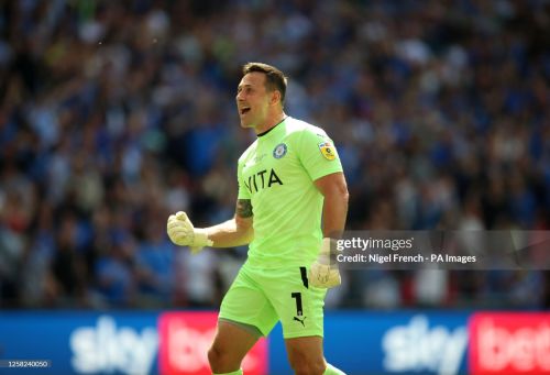 Stockport County 2022-23 EFL League Two Play-Off Final GK Kit
