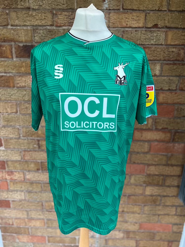 Mansfield Town 2022-23 GK 2 Kit