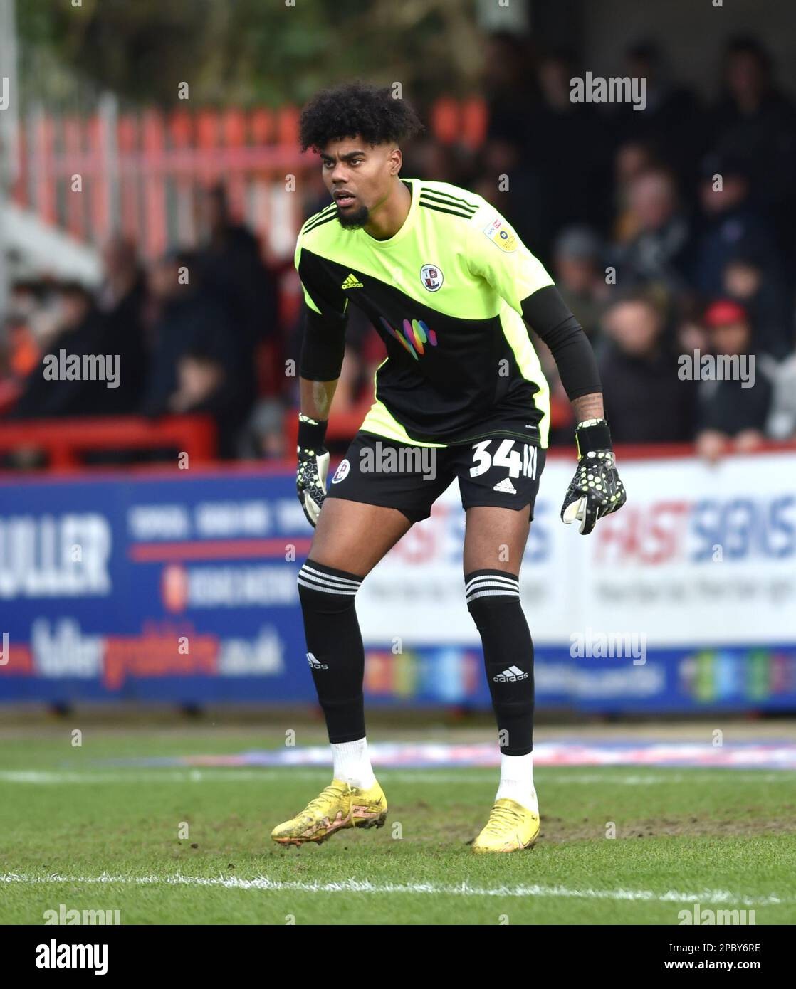 Crawley Town 2022-23 GK 2 Kit