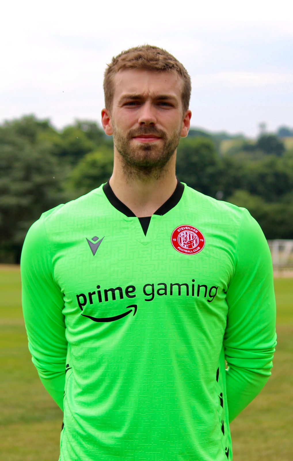 Stevenage 2022-23 GK Home Kit