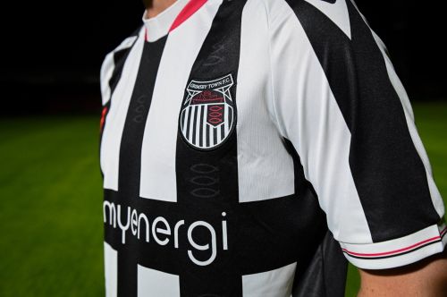 Grimsby Town 2022-23 Home Kit