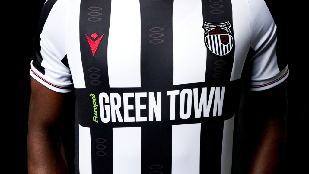 Grimsby Town 2022-23 Home V2 Kit