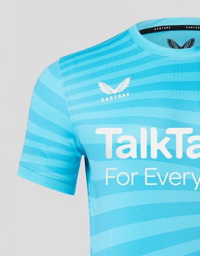 Salford City 2022-23 GK Away Kit